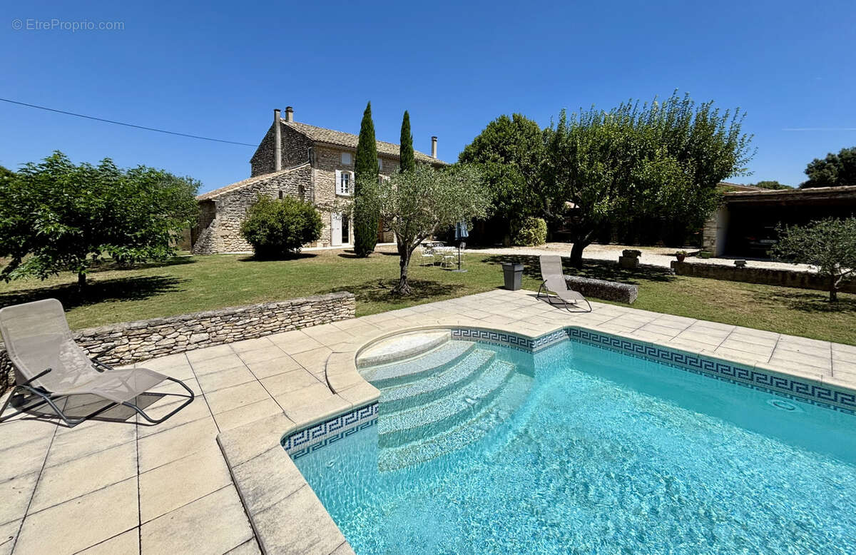 Maison à GRIGNAN