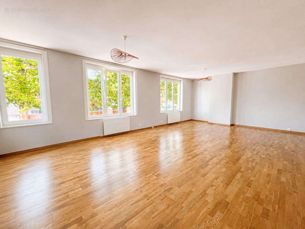 Appartement À Vendre - photo 2