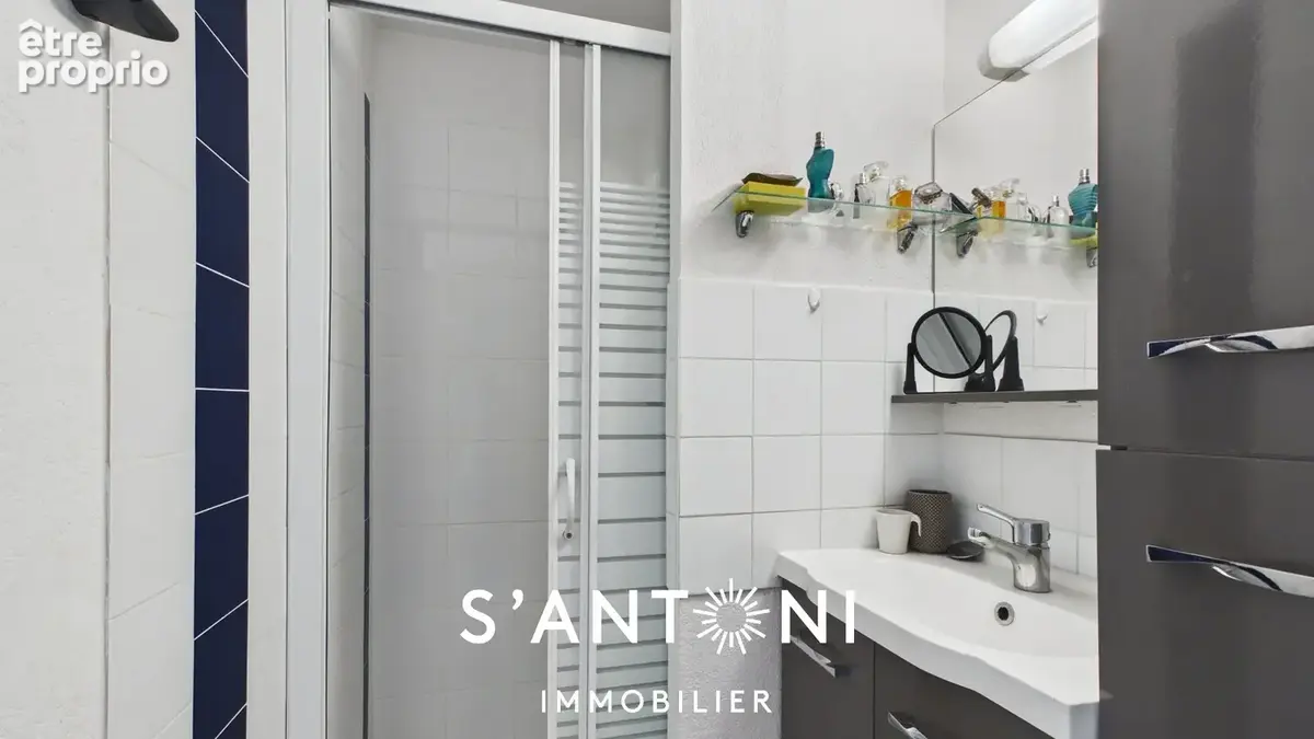 Vias-plage  première ligne mer  t2 cabine  rez-de-jardin  vendu meublé - photo 12