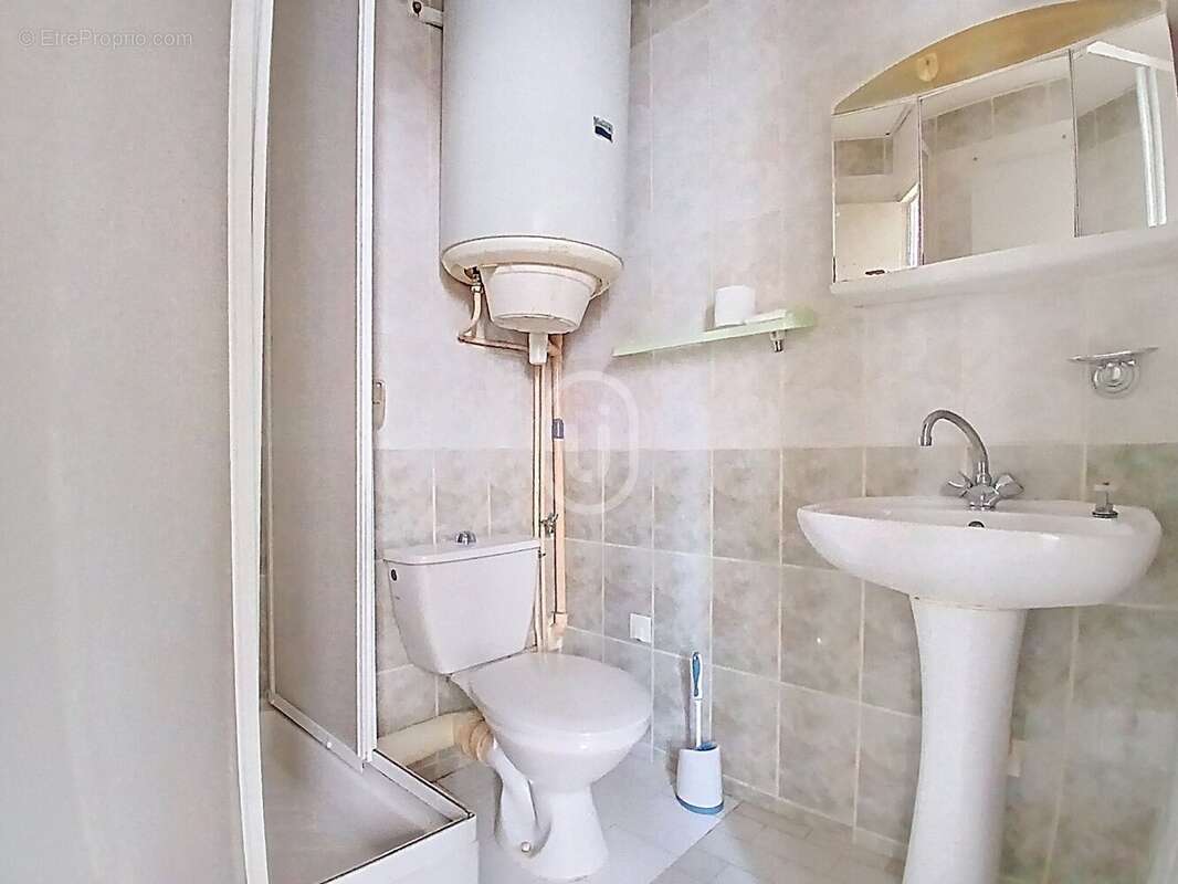 Appartement à SAINT-JEAN-DE-VEDAS