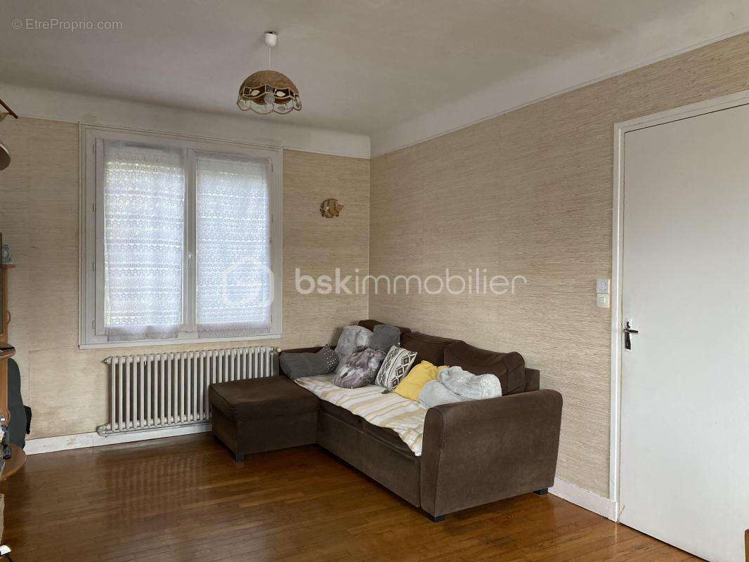 Maison à SAINTRY-SUR-SEINE