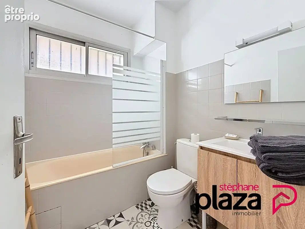 Appartement Royan T1bis 27 m2 Parking - photo 5