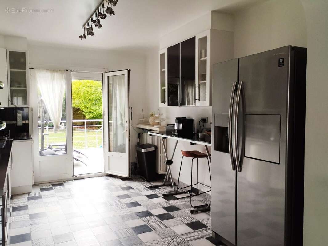 Maison 135 m² à Livry-Gargan  - photo 4