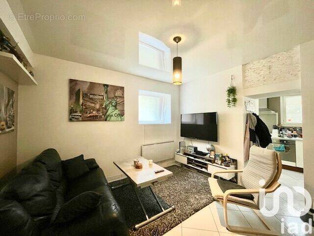 Photo 1 - Appartement à VAUJOURS