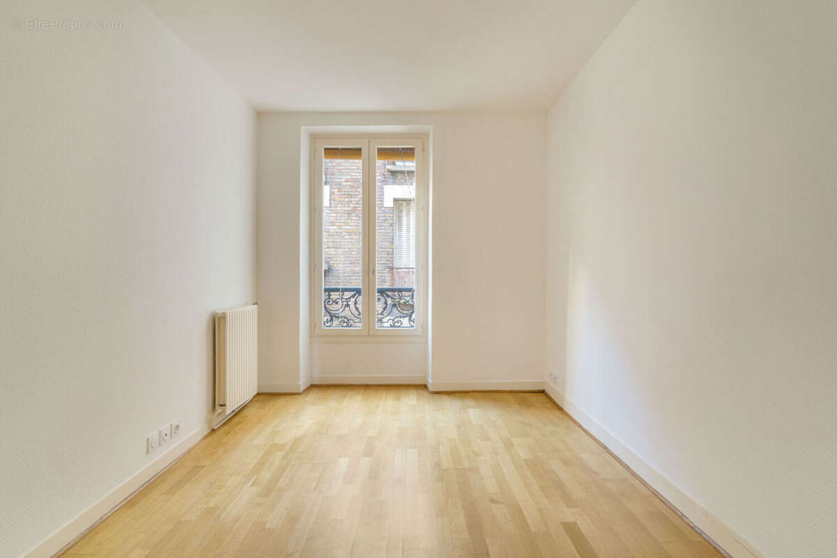 Appartement à PARIS-19E