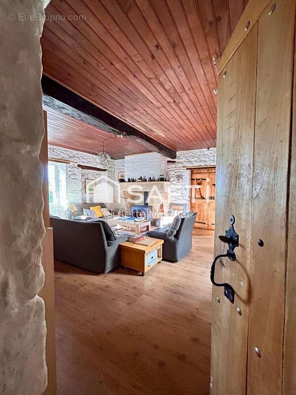 Maison 160 m² à Coubeyrac  - photo 8