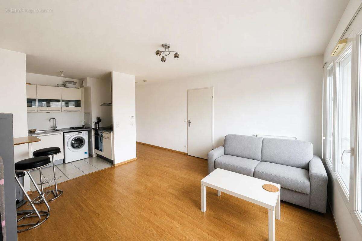 Appartement à NANTERRE