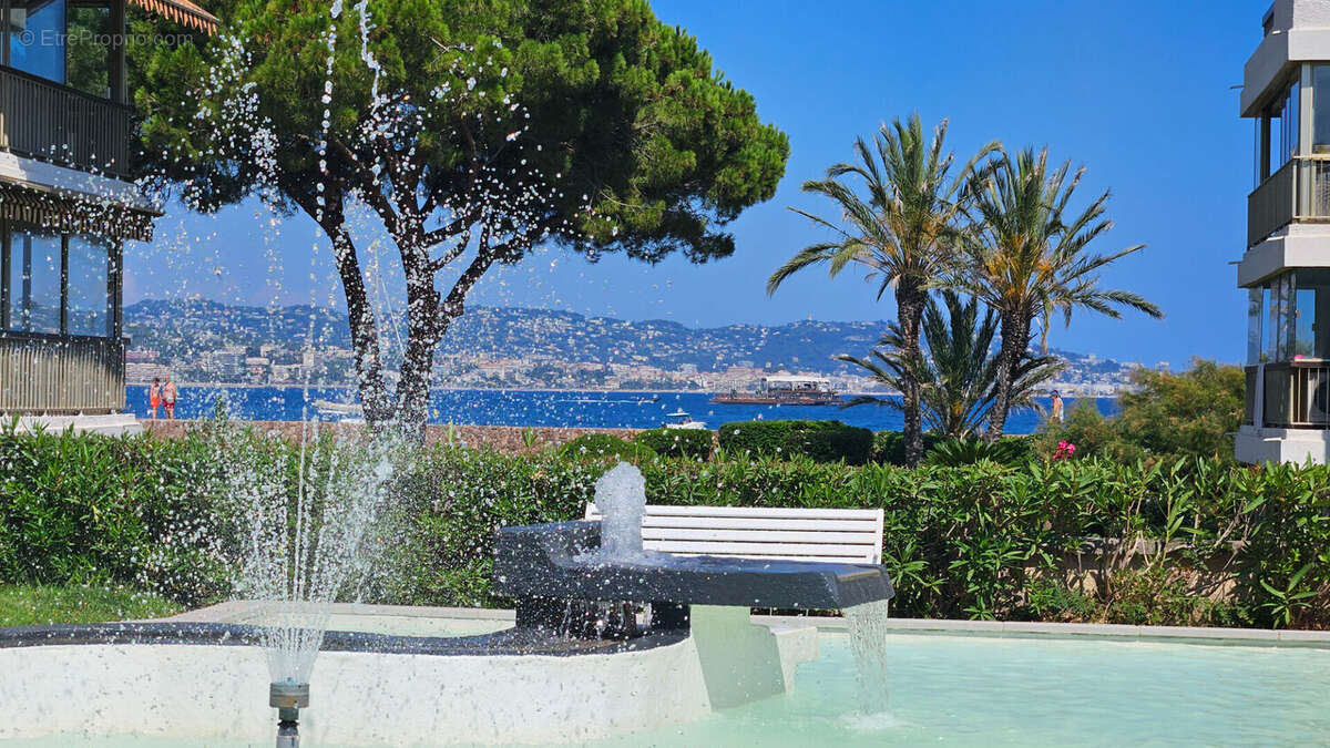 Appartement à MANDELIEU-LA-NAPOULE