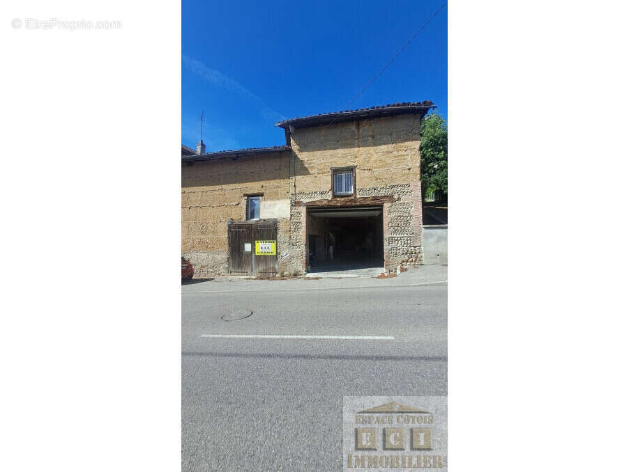 Autre à LA COTE-SAINT-ANDRE