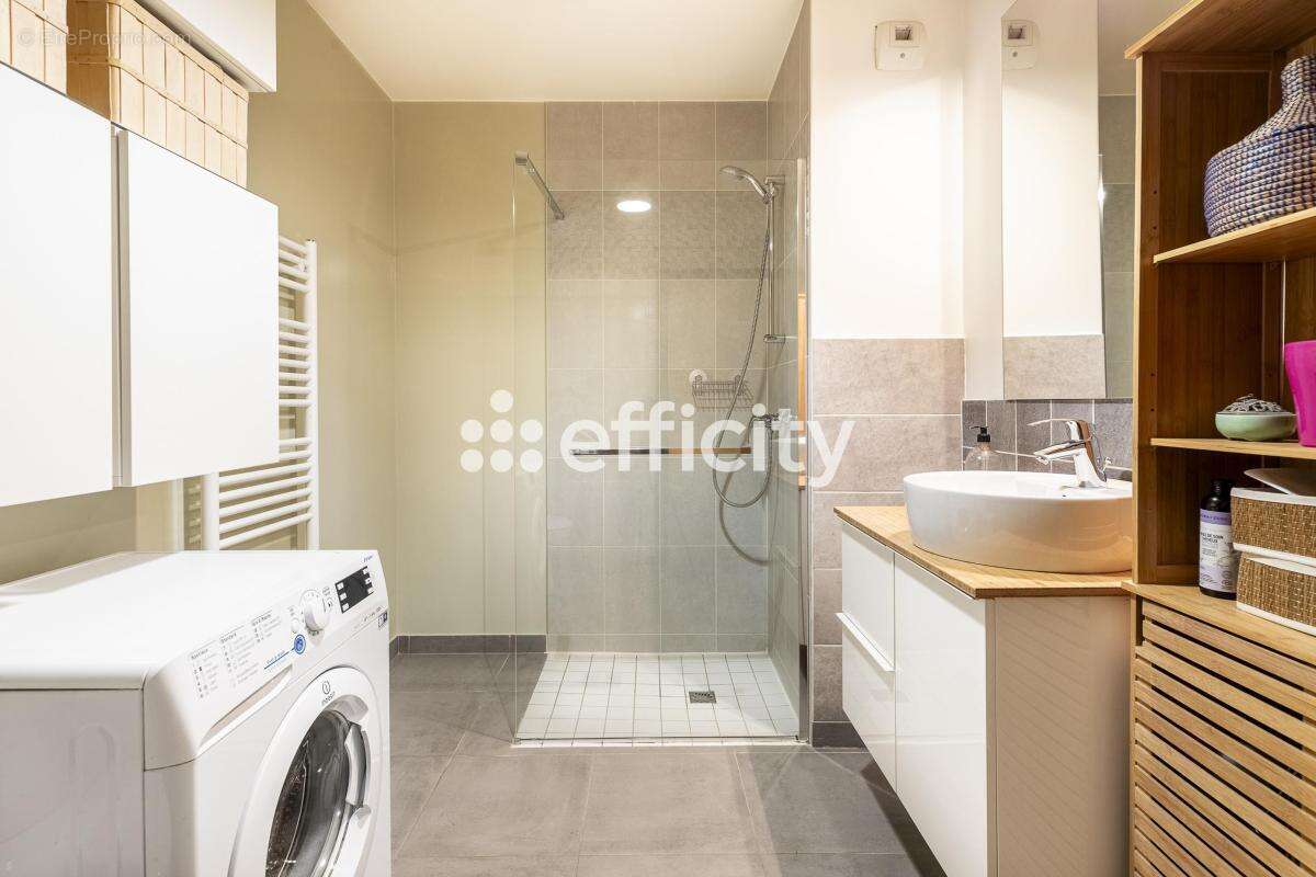 Appartement à BONDY