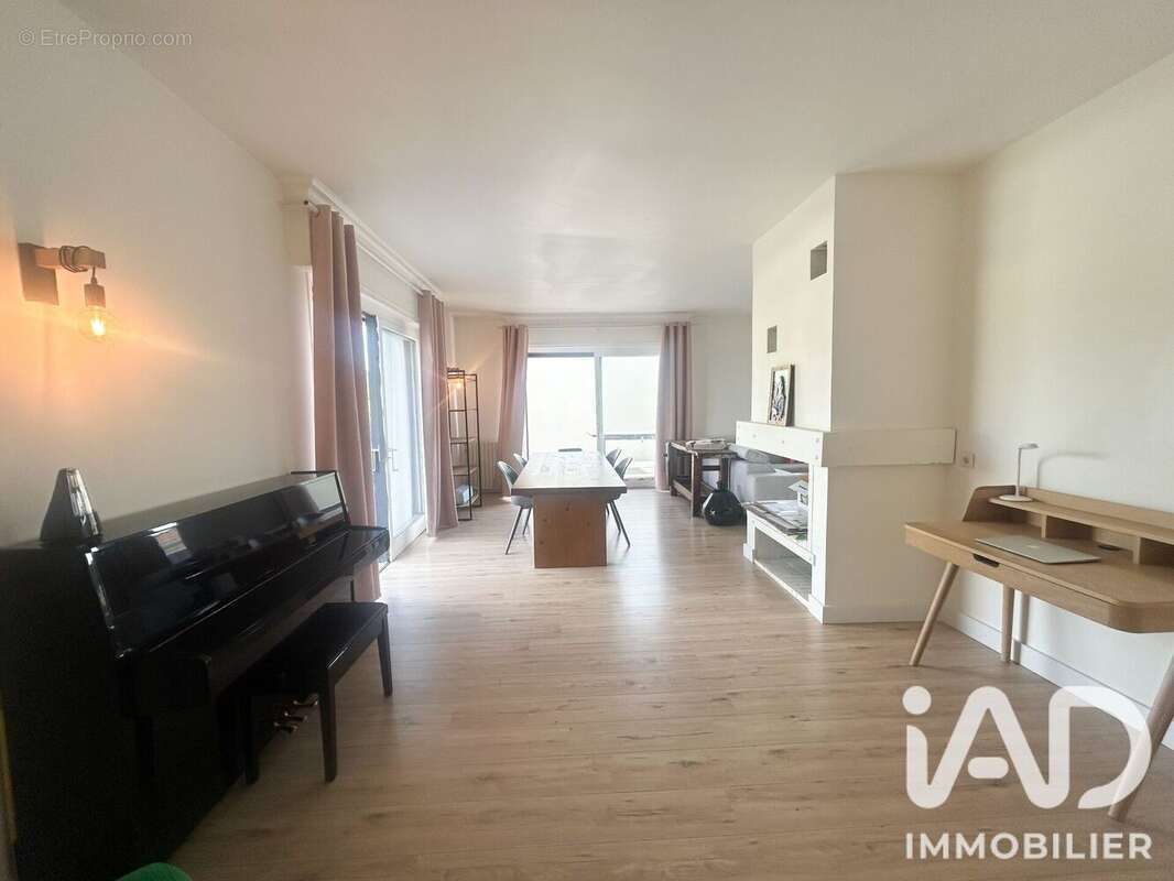 Maison 151 m² à Blanquefort  - photo 8