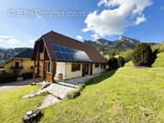 Maison à SAINT-PIERRE-DE-CHARTREUSE