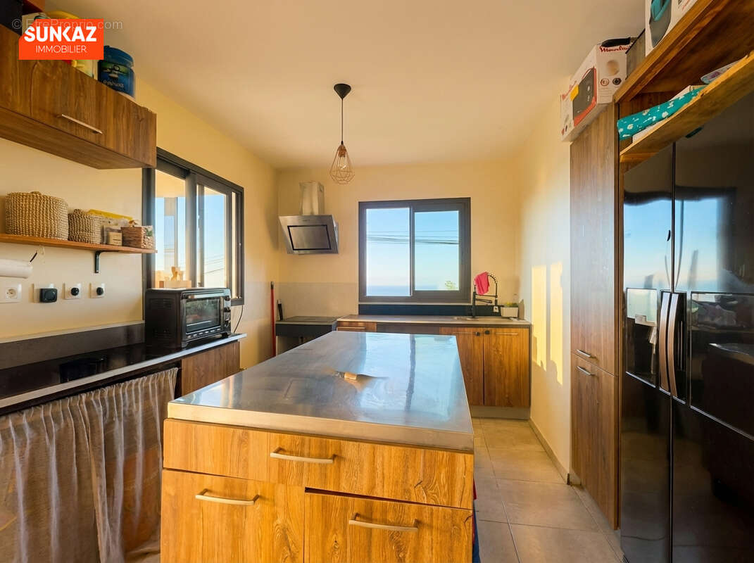 Maison à PETITE-ILE