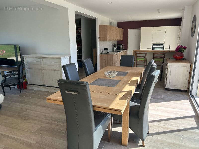 Maison à VILLEGOUGE