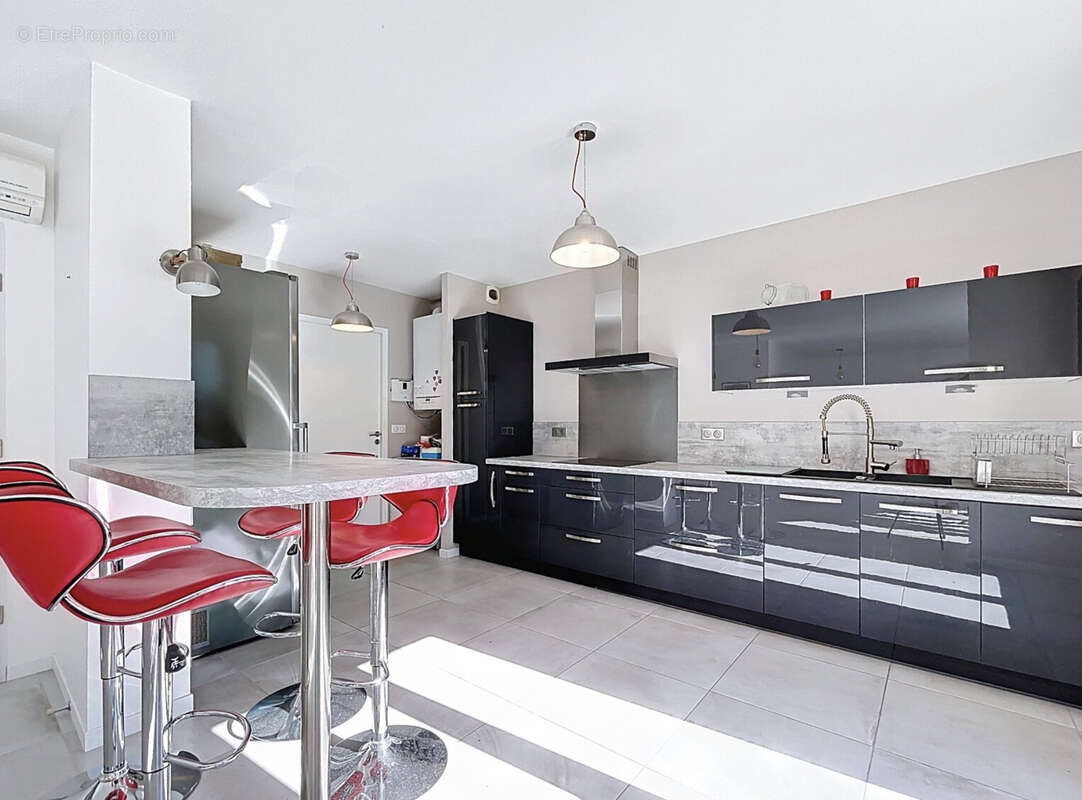 Maison à MONTBONNOT-SAINT-MARTIN