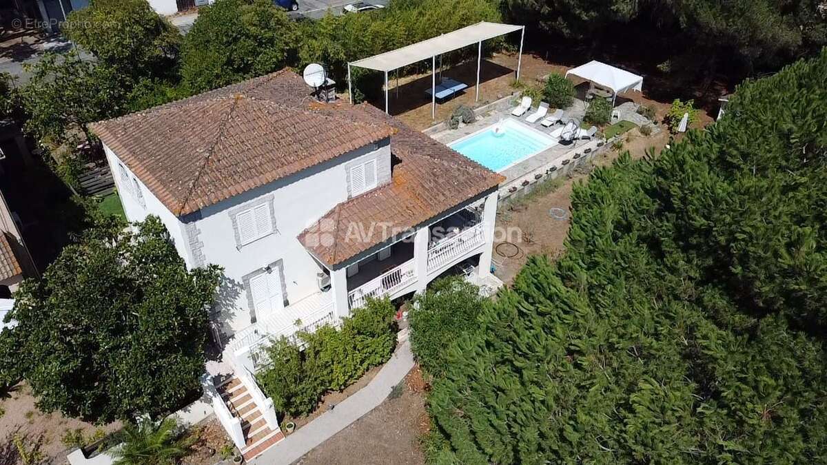 Maison à AFA