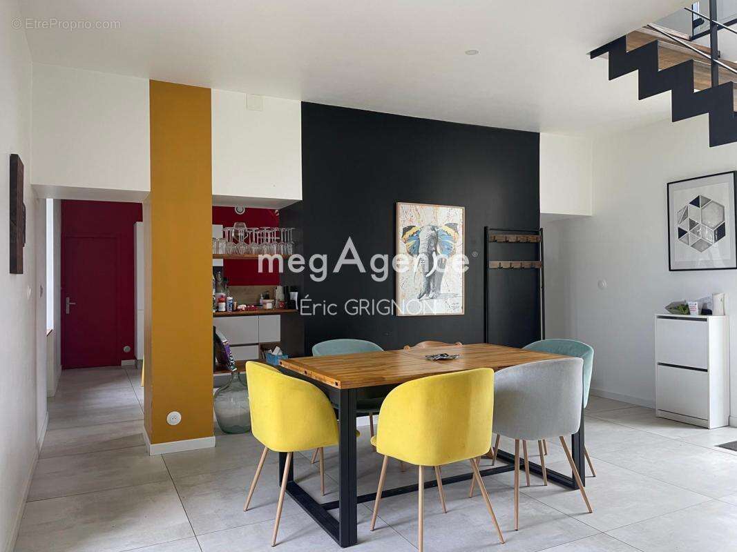 Maison à LA BOISSIERE-DES-LANDES