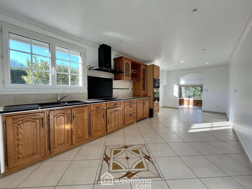 Maison à SAINT-LAURENT-MEDOC