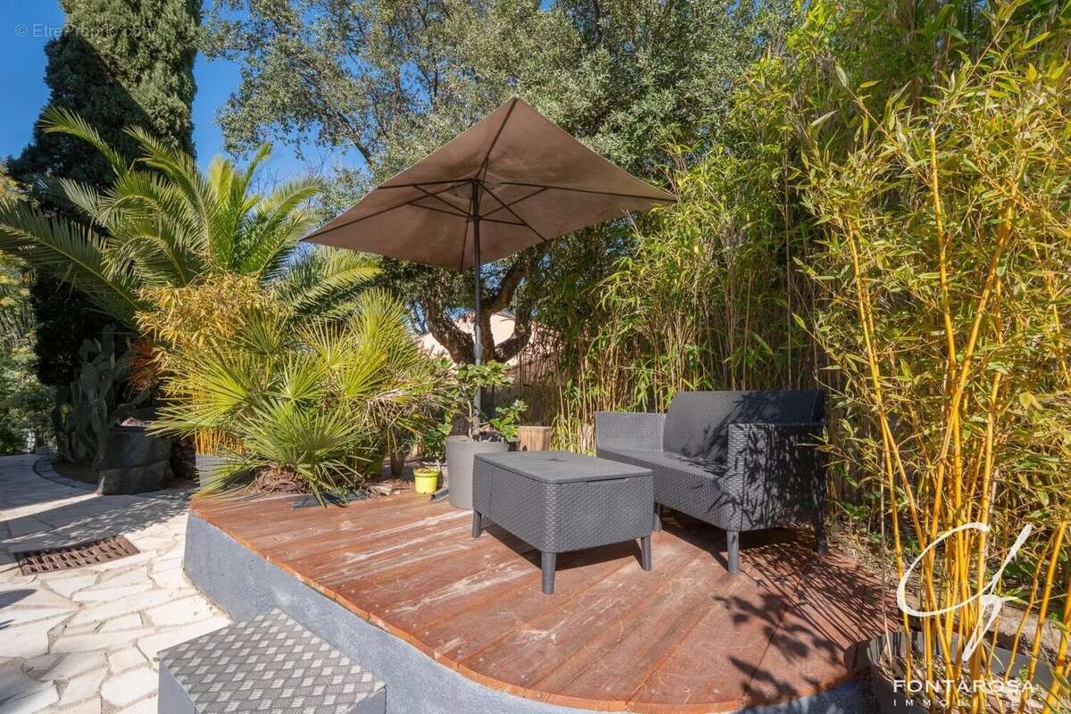 Maison à FREJUS