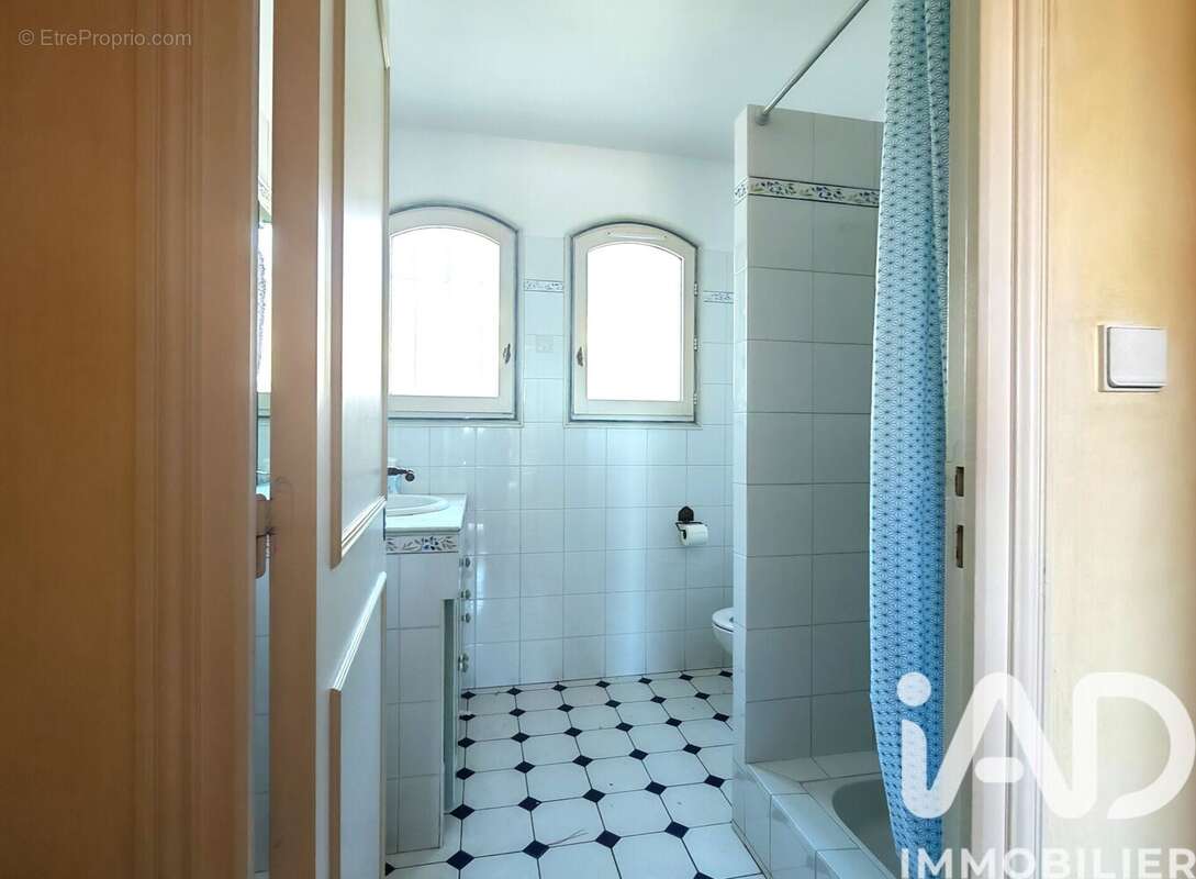 Photo 9 - Maison à SAINT-RAPHAEL