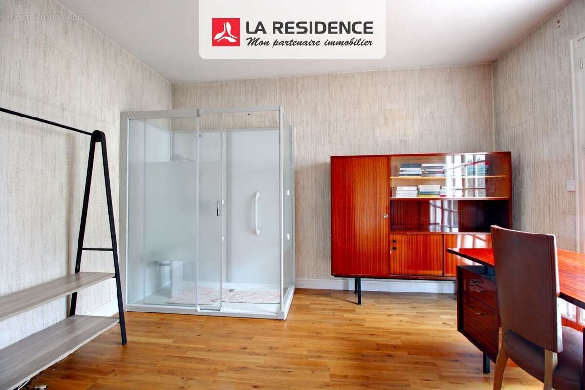 Maison 173 m² à Oissel  - photo 9