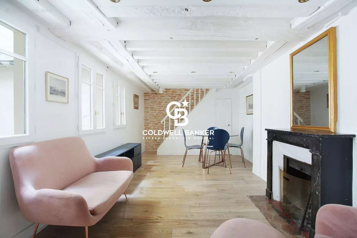 Appartement à PARIS-7E