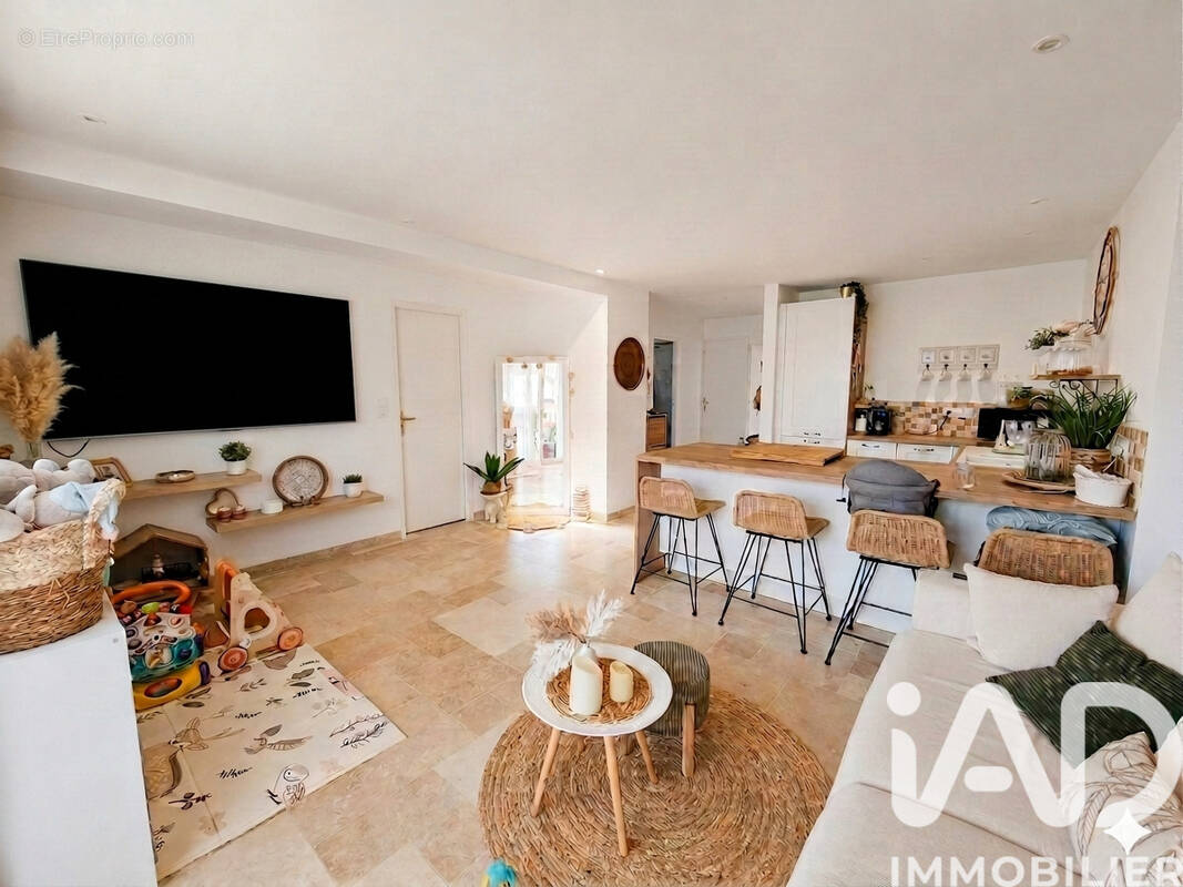 Photo 1 - Appartement à SIX-FOURS-LES-PLAGES