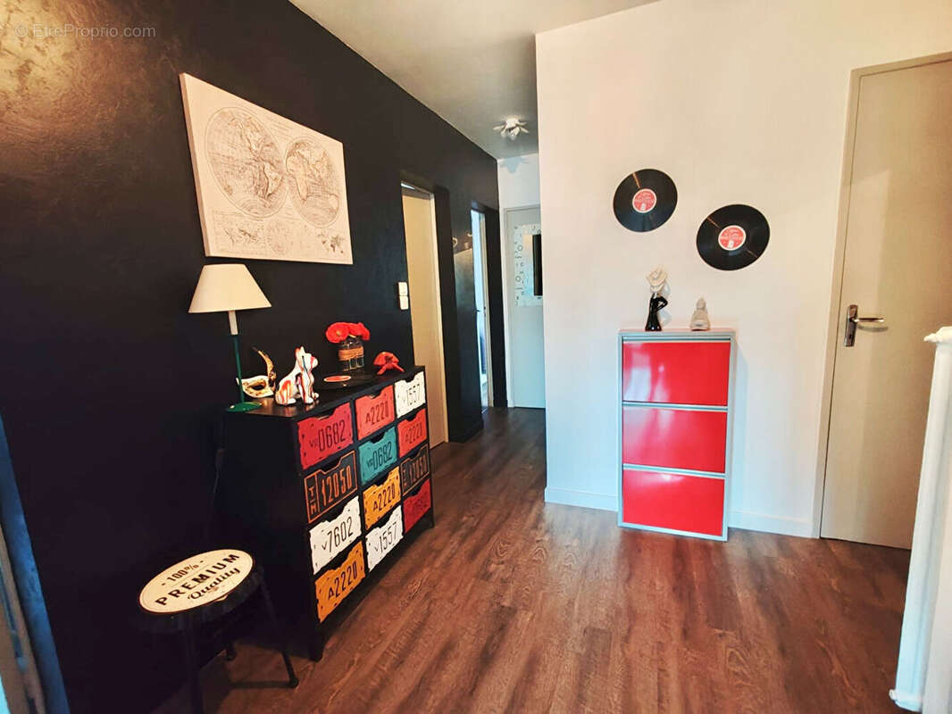 Appartement à SAINT-SEBASTIEN-SUR-LOIRE