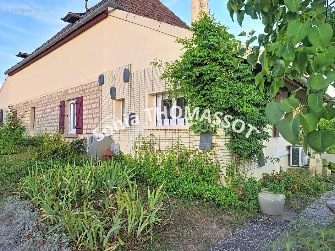 Maison de campagne avec grand terrain clos et fort potentiel d'aménagement - photo 2