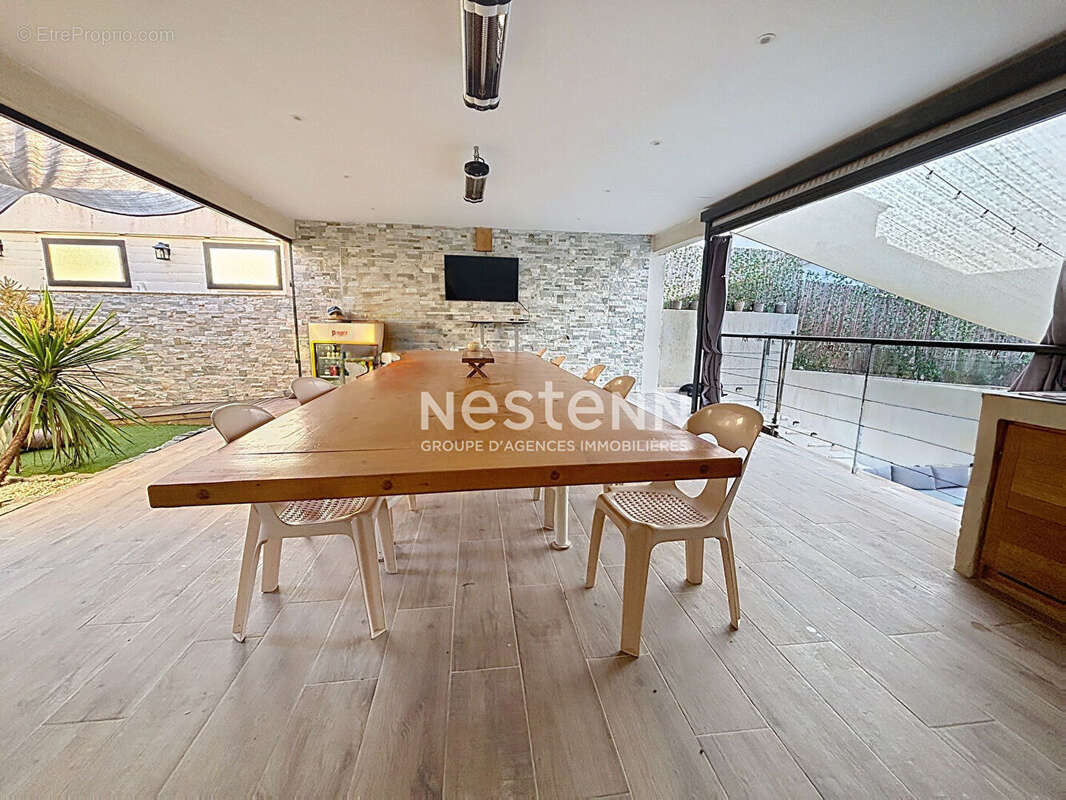 EXCLUSIVITE !! Maison à vendre à La Motte d'Aigues - 6 pièces, piscine, sous sol. - photo 14