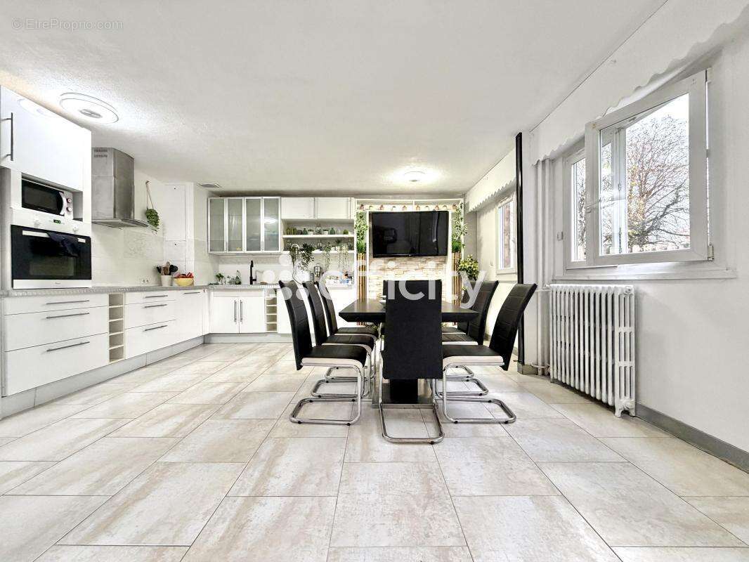 Appartement à MORSANG-SUR-ORGE