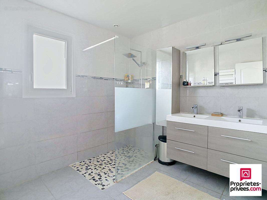 Maison  5 pièces 108 m2 - photo 7
