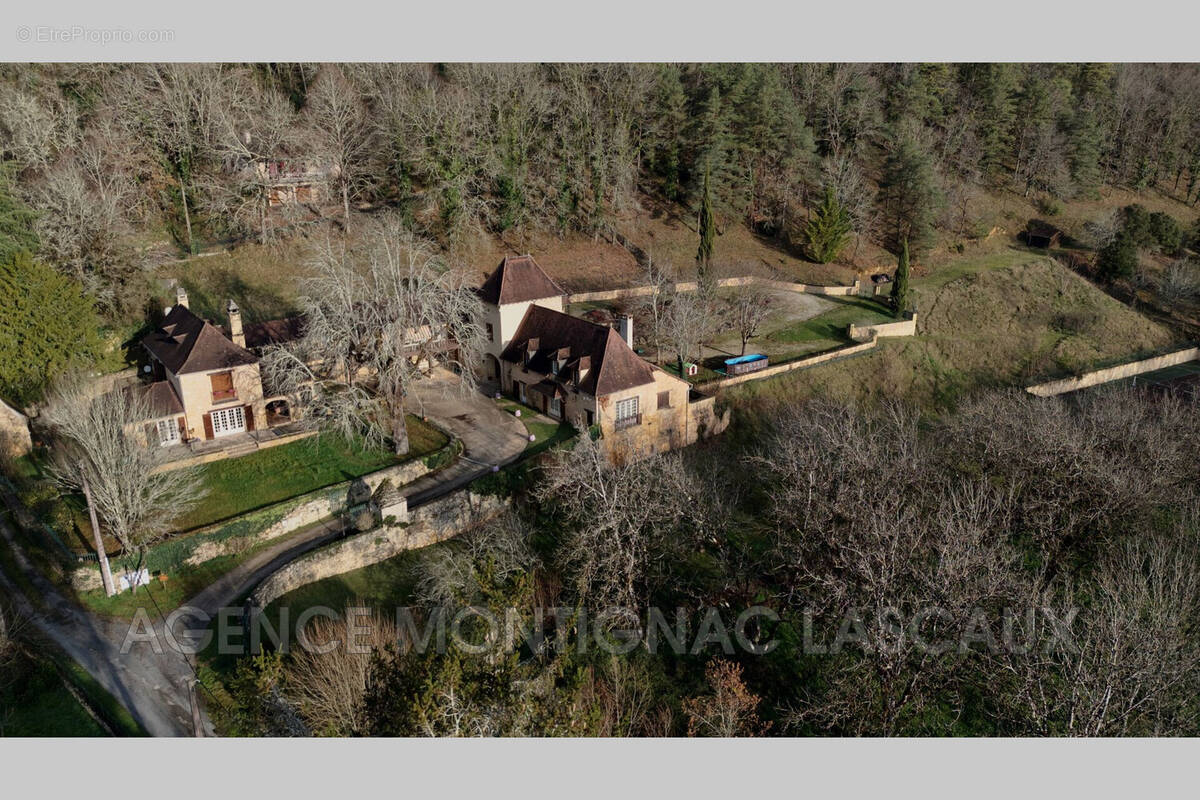 Maison à MONTIGNAC