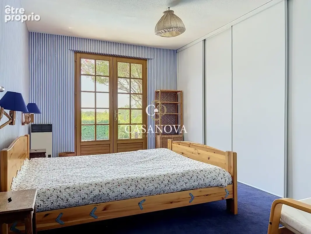 Maison de caractère de 255 m² avec piscine et 7 chambres à 20 minutes de Pézenas - photo 12