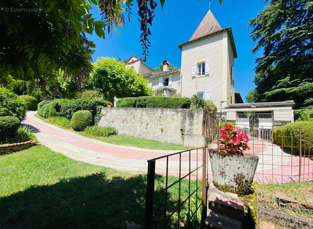 Domaine historique à Cahors (46) - photo 2