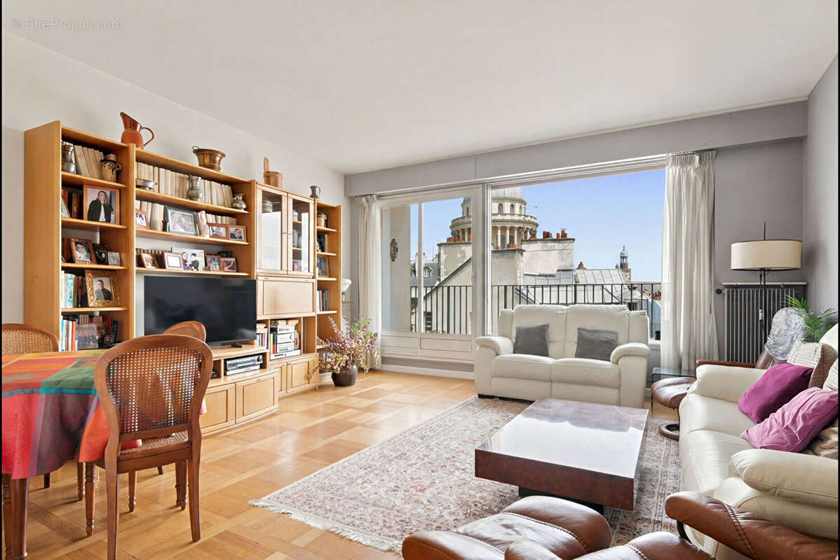 Appartement à PARIS-5E