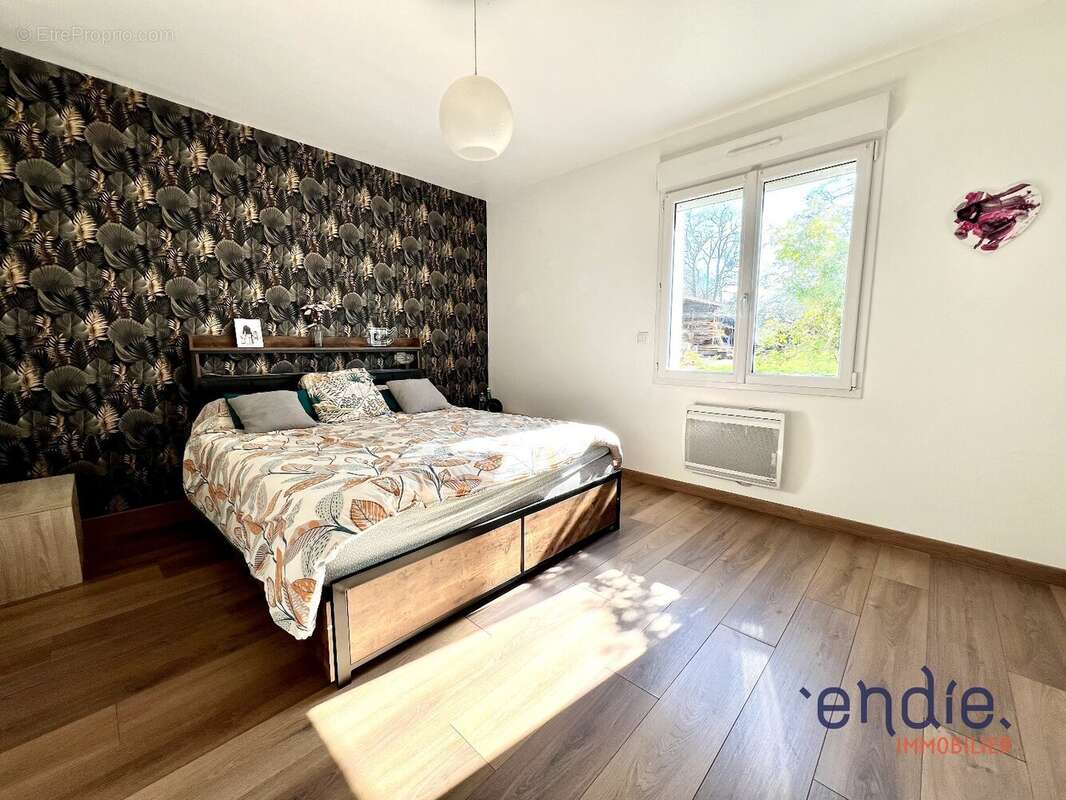 Maison 154 m² à Quincay  - photo 9