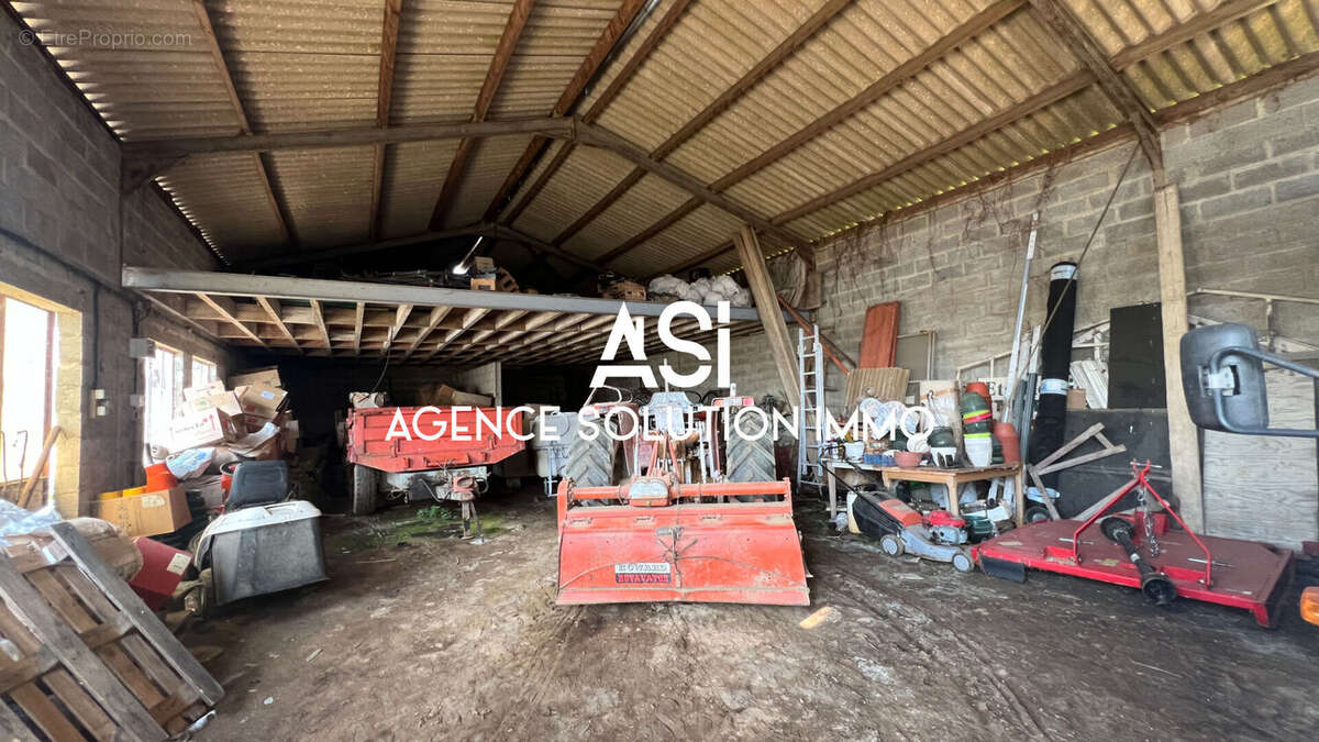 Terrain à LA FERTE-MACE