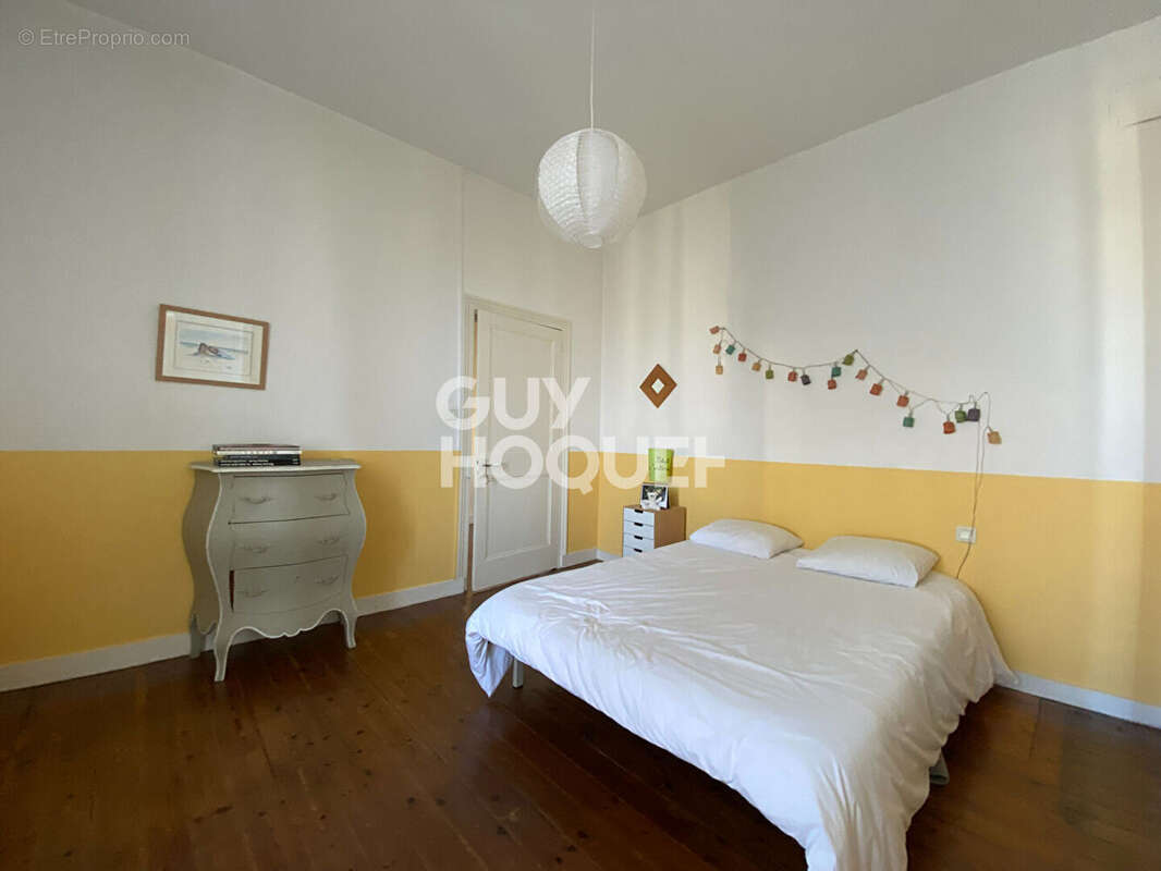 Maison à FONTENAY-LE-COMTE