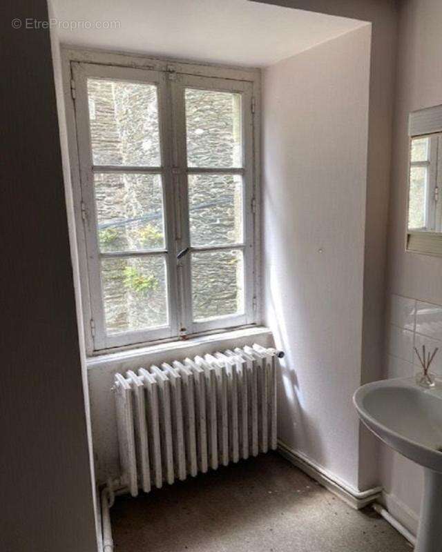 Maison à ROCHEFORT-EN-TERRE