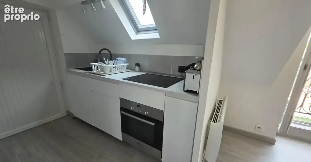 Maison 30 m² à Saint-Etienne-De-Montluc  - photo 2