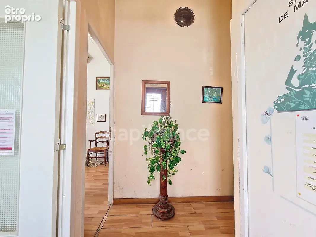 Local professionnel, 37 m², Saint-Jean-de-Luz, secteur Fargeot - proche gare - photo 12