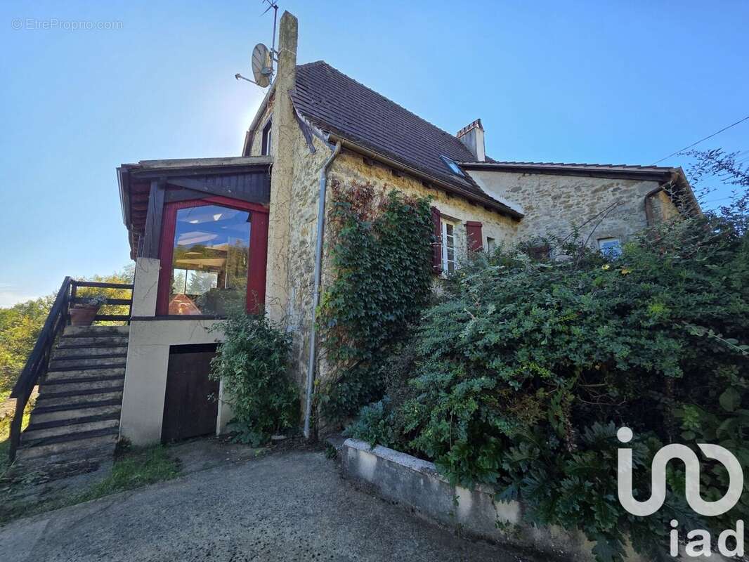 Maison 210 m² à Thegra  - photo 2