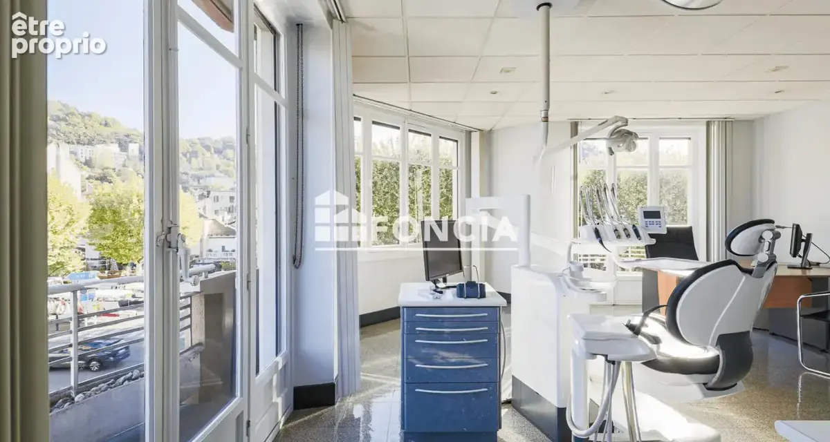  exclusivité foncia – voiron centre-ville – murs de cabinet dentaire - photo 5