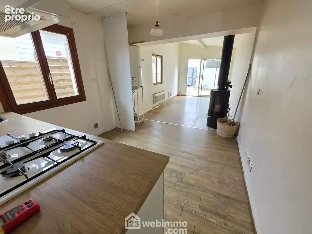 Maison 38 m² à Saint-Medard-En-Jalles  - photo 4