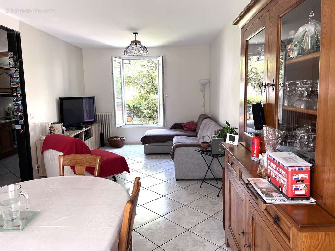 Maison à ASNIERES-SUR-SEINE