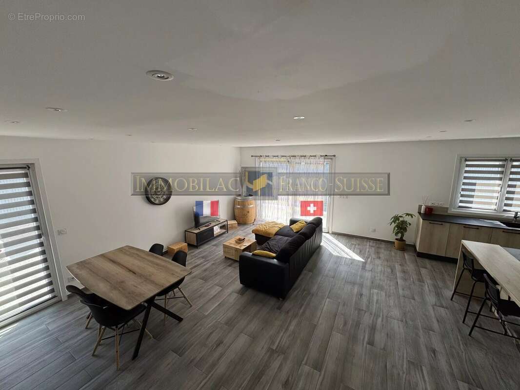 EXCLUSIVITE - Maison T5 contemporaine avec suite parentale, terrasse et garage à Scionzier. - photo 8