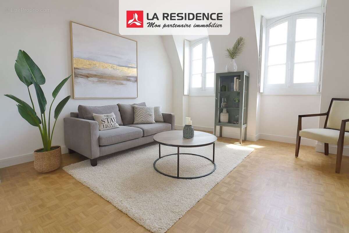 Appartement à VERSAILLES