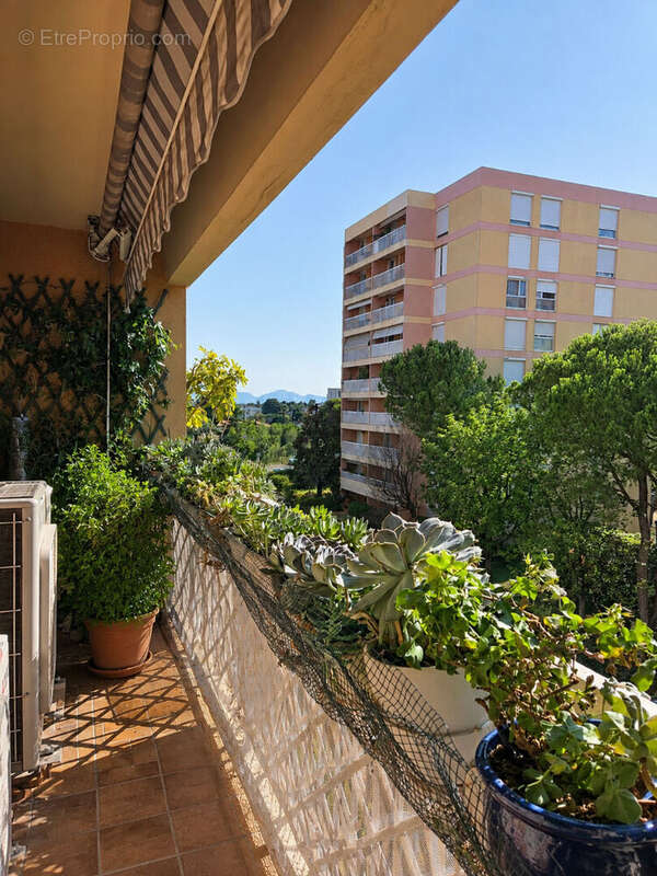 Appartement Marseille 4/5 pièce(s) 94 m2 - 3eme Etage vu dégagée - Balcon + Cave - photo 7