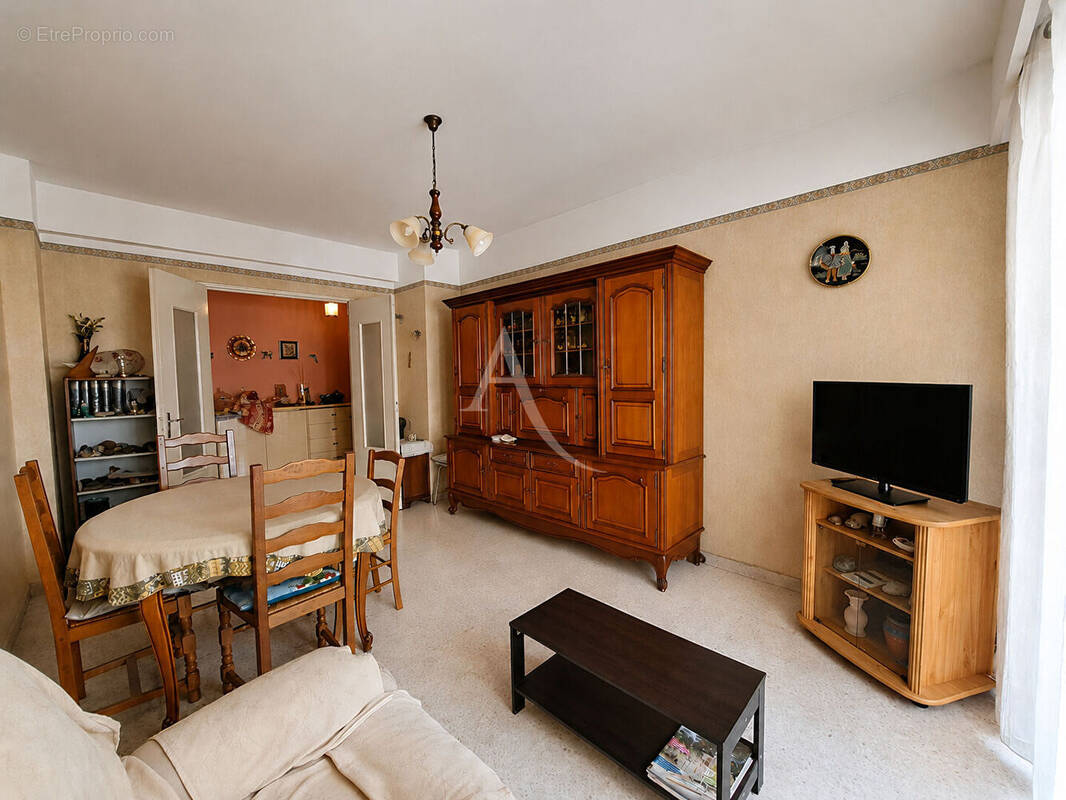 Appartement à CAGNES-SUR-MER